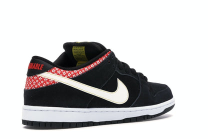 Nike SB Dunk Low Firecracker
