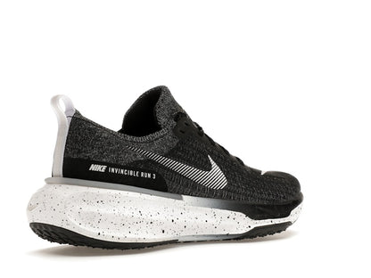 Nike ZoomX Invincible Run 3 Oreo