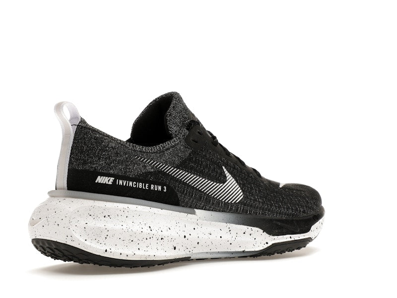Nike ZoomX Invincible Run 3 Oreo
