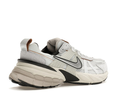 Nike V2K Run Pure Platinum Chrome (Women's)