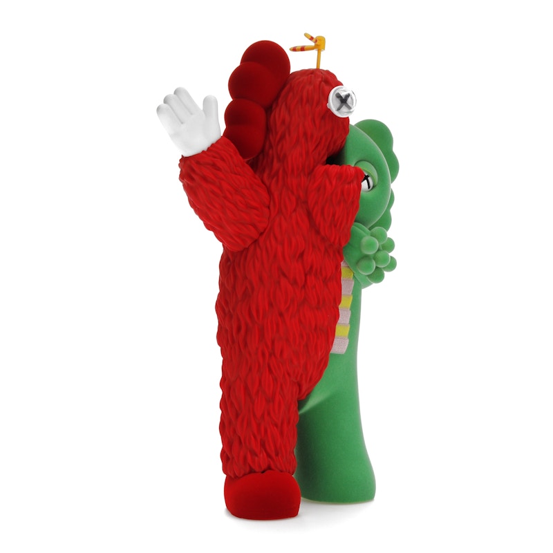 KAWS KACHAMUKKU Vinyl Figure Green/Red