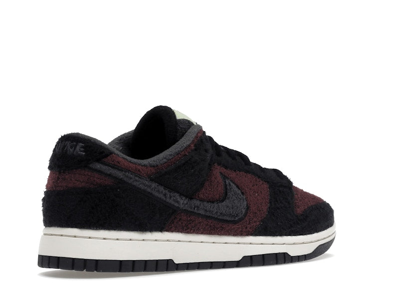 Nike Dunk Low SE Fleece Pack Burgundy Crush (Women's)