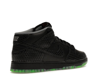 Nike Dunk Mid Premium Halloween Headless Horseman