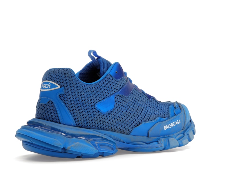 Track.3 Blue