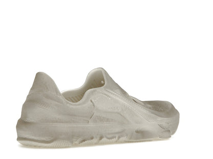Nike ISPA Universal Natural Black
