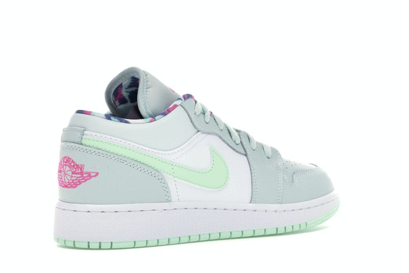 Jordan 1 Low Barely Grey Frosted Spruce (GS)