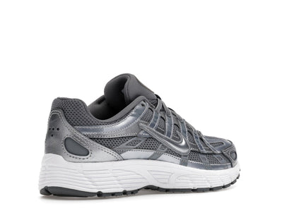 Nike P-6000 Metalic Cool Grey (GS)