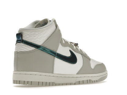Nike Dunk High FLS (Women's)