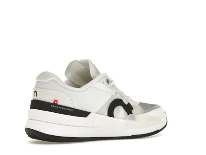 On The Roger Pro 2 Clay White Black (Women's)
