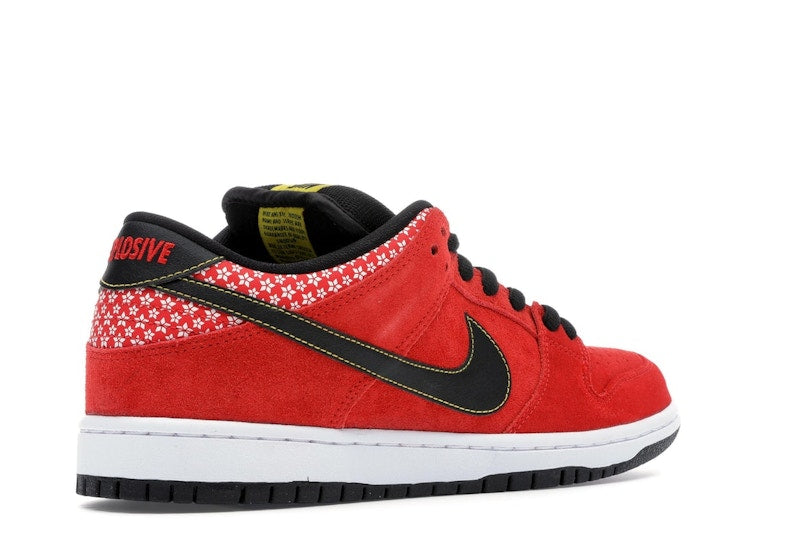 Nike SB Dunk Low Red Firecracker