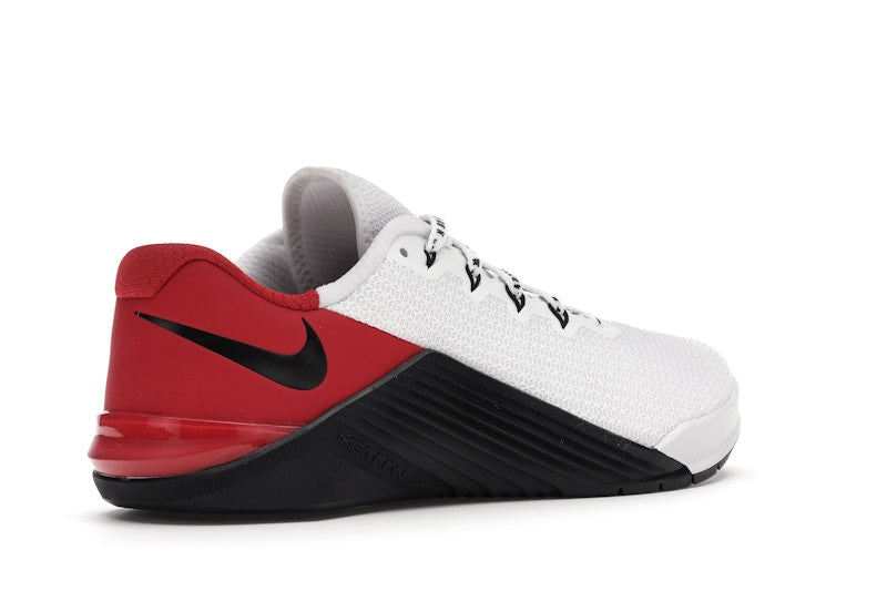Nike Metcon 5+ Banned