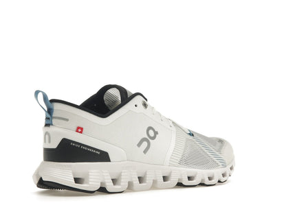 On Running Cloud X 3 Shift Undyed White Black