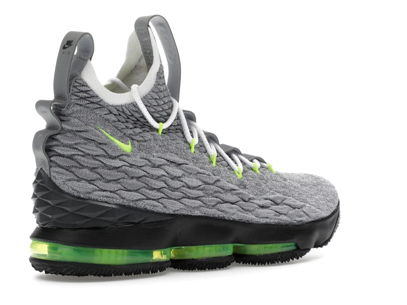 Nike LeBron 15 Air Max 95