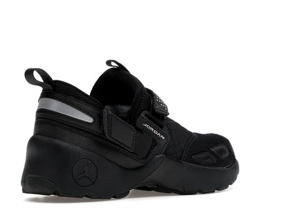 Jordan Trunner LX Triple Black (Women's)