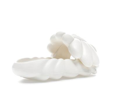 Takashi Murakami Ohana Full-Bloom Slide Star White