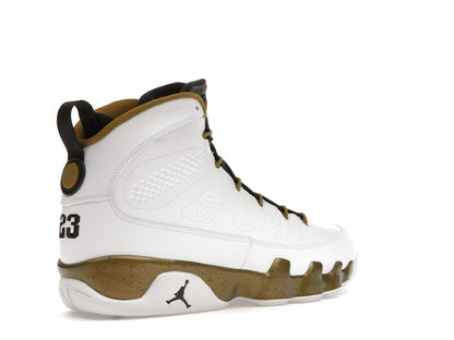 Jordan 9 Retro Statue