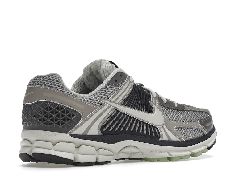 Nike Zoom Vomero 5 Cobblestone Flat Pewter (Women's)