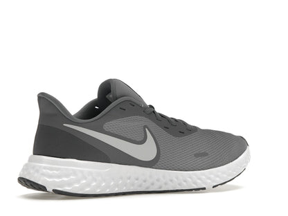 Nike Revolution 5 Cool Grey