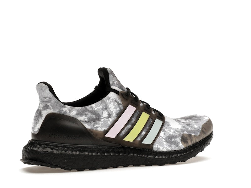 adidas Ultra Boost Sky Tint Black
