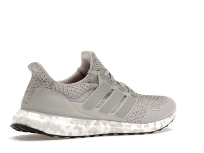 adidas Ultra Boost 5.0 DNA Triple Grey