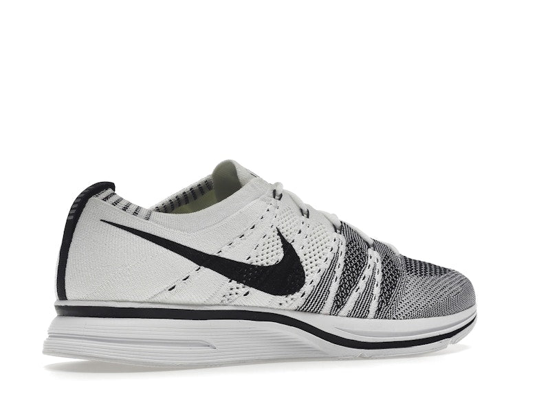 Nike Flyknit Trainer White Black