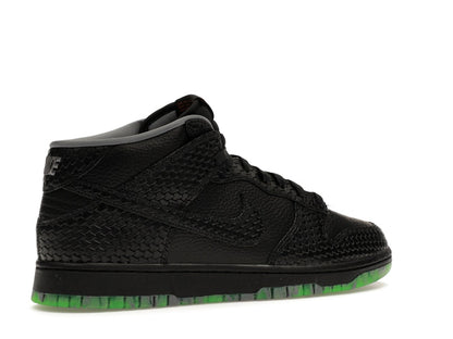 Nike Dunk Mid Premium Halloween Headless Horseman