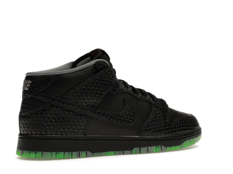 Nike Dunk Mid Premium Halloween Headless Horseman