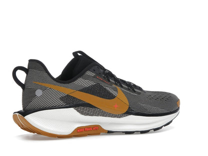 Nike React Pegasus Trail 5 Black Fir College Grey Desert Ochre