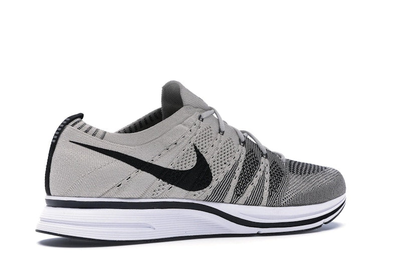 Nike Flyknit Trainer Pale Grey