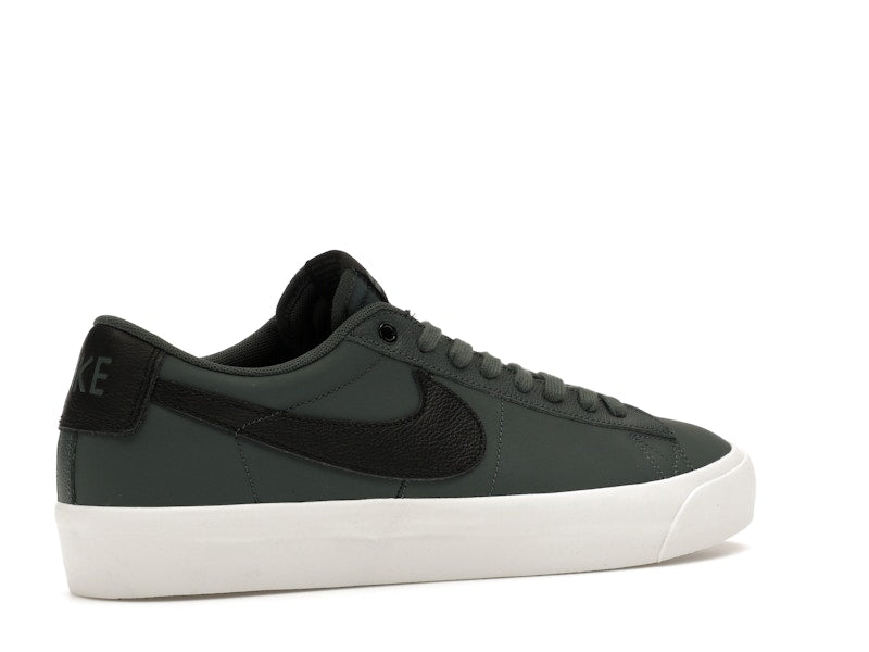Nike SB Zoom Blazer Low Pro GT Vintage Green