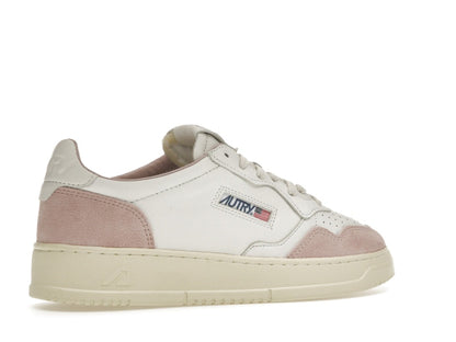 Autry Medalist Leather Low White Powder (Women's)