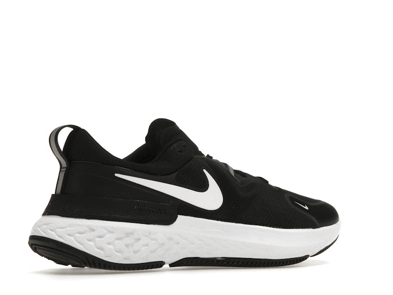 Nike React Miler Black White