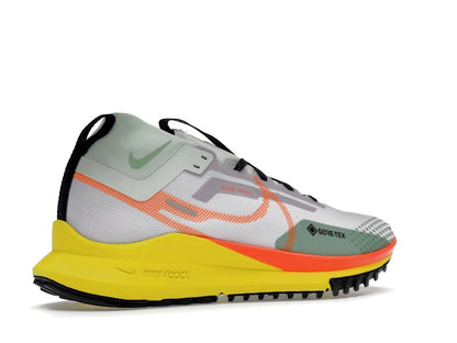 Nike React Pegasus Trail 4 Gore-Tex Barely Grape Total Orange