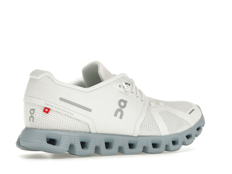 On Running Cloud 5 White Chambray (Women's)