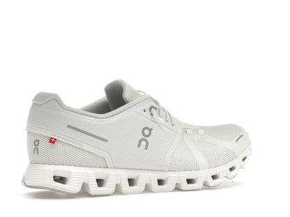 On Running Cloud 5 Ice White