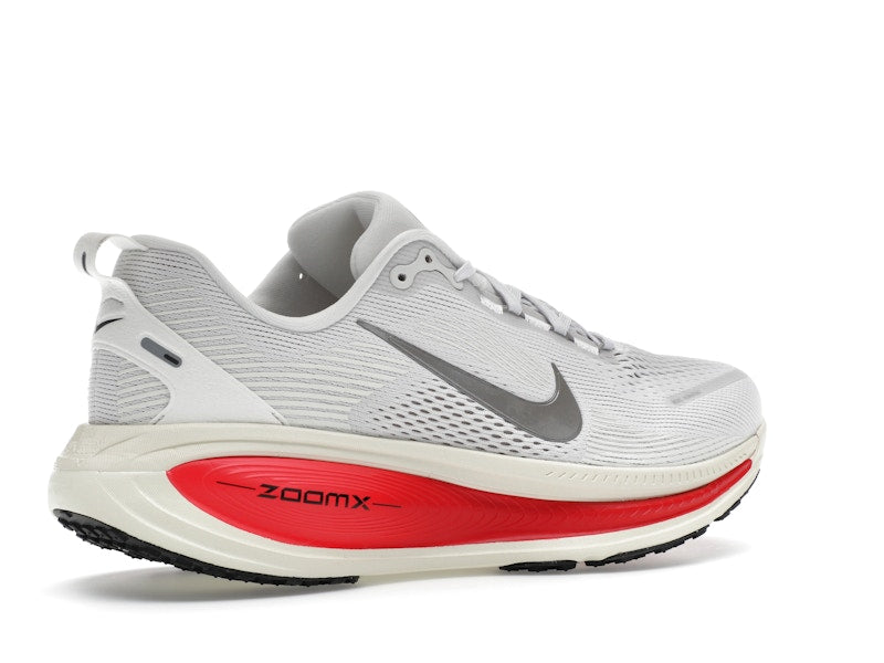 Nike Vomero 18 Platinum Tint Siren Red Light Smoke Grey Metallic Pewter