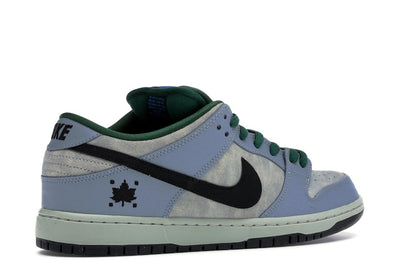 Nike SB Dunk Low Maple Leaf Central Park