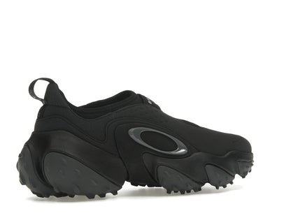 Oakley Edge Icon Slip On Black