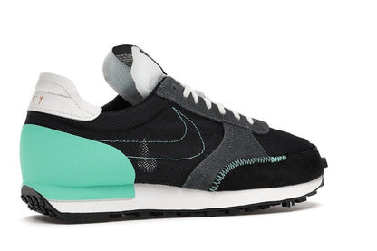 Nike Daybreak Type Black Menta