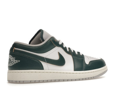 Jordan 1 Low SE Oxidized Green