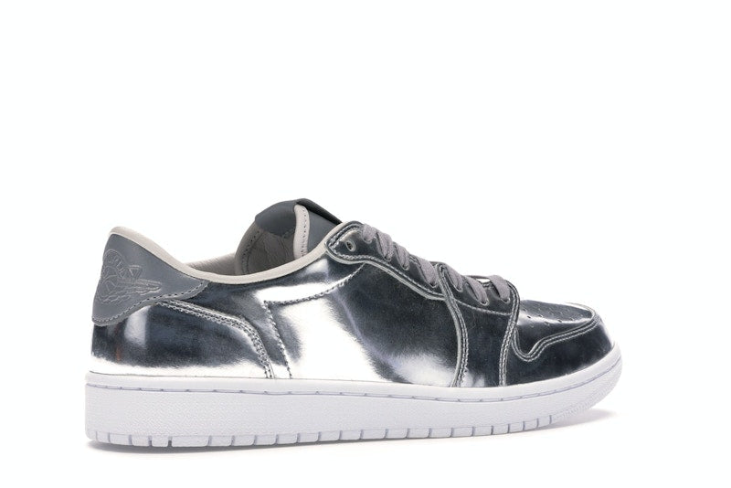 Jordan 1 Retro Low Pinnacle Metallic Silver