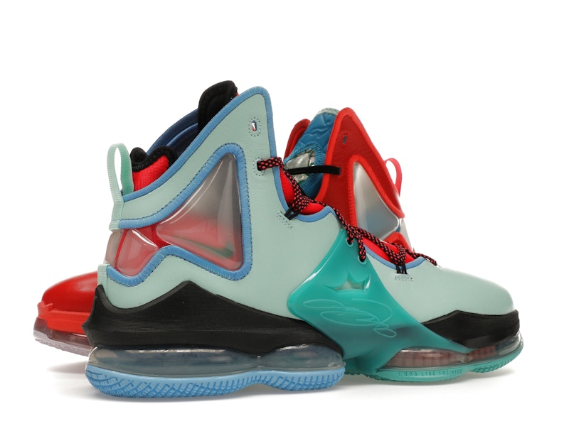 Nike LeBron 19 The Map