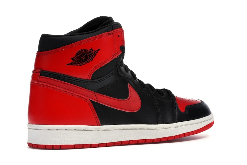 Jordan 1 Retro Bred (2001)