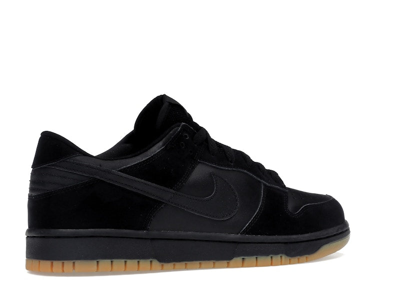 Nike Dunk Low Black Gum (2003)