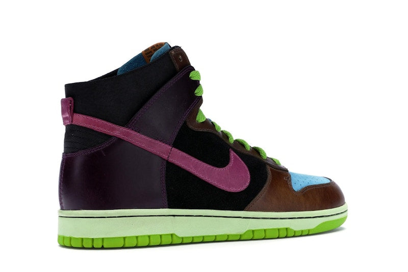 Nike Dunk High Undefeated