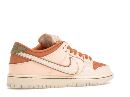 Nike SB Dunk Low Trocadéro Gardens