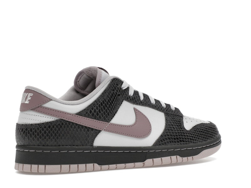 Nike Dunk Low SE Medium Ash Violet Snakeskin