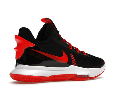 Nike LeBron Witness 5 Bred