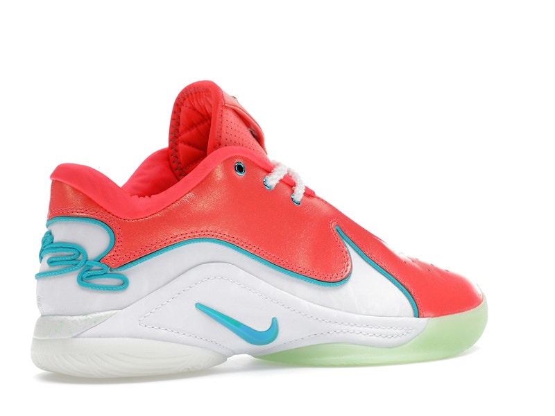 Nike LeBron 22 Christmas