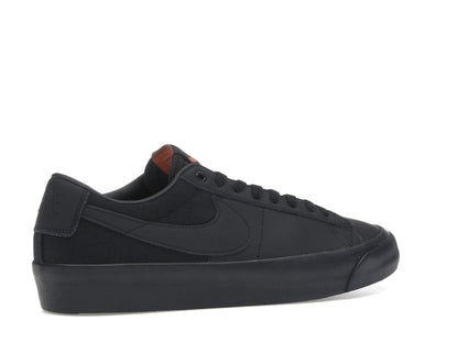 Nike SB Zoom Blazer Low Pro GT ISO Triple Black